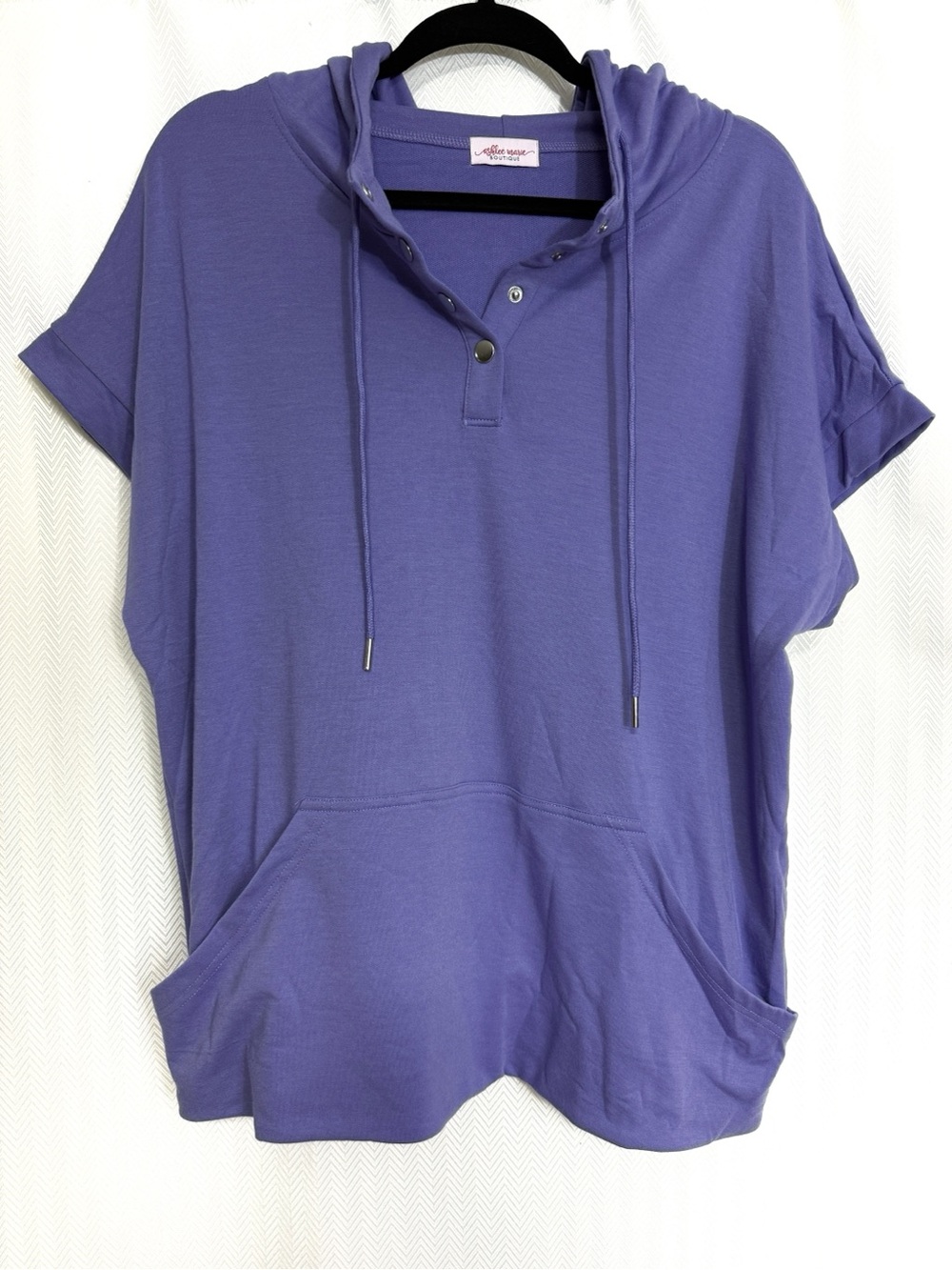 Ashlee Marie Boutique Short Sleeve Hooded Pullover Top Size XL